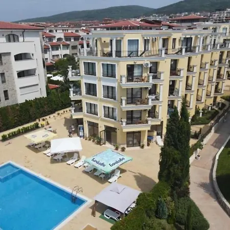 Apartman Horizon 8,1 'a' *