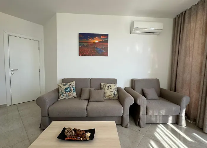 Horizon 8,1 'a' Свети Влас